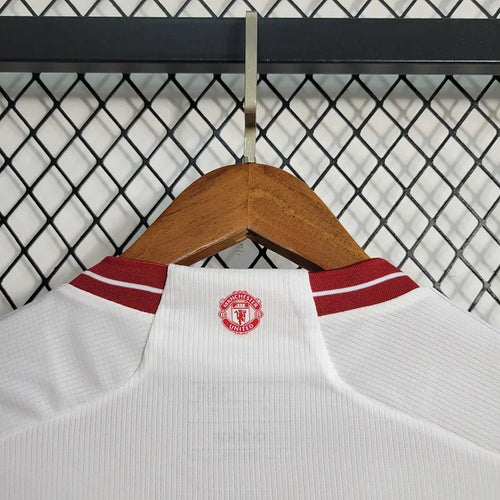 Manchester United Auswärtstrikot 2023/2024