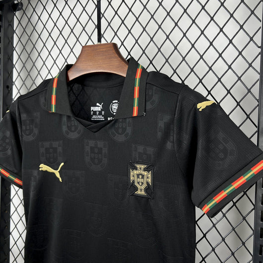 Portugal x Eusébio Kinder-Set 2026