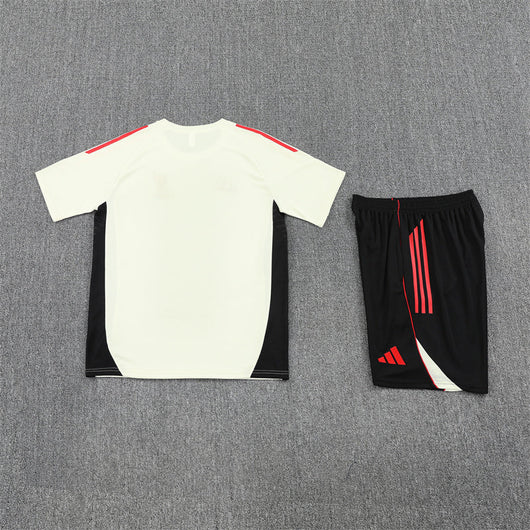 Liverpool Shorts Set