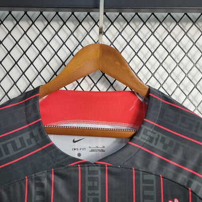 Liverpool Special/Sondertrikot Lebron James 2023