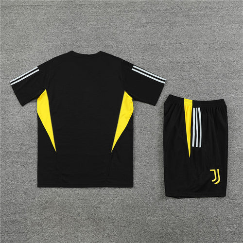 Juventus Shorts Set