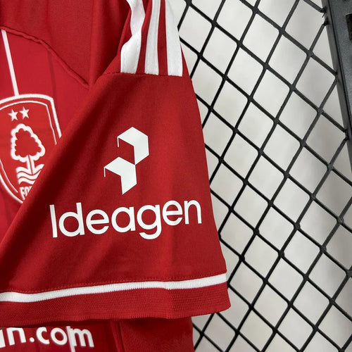 Nottingham Forest Trikot 2025/2026