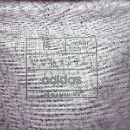 Maillot Real Madrid foot concept rose 2024 2025
