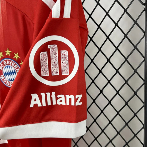 Bayern München Trikot 2025/2026