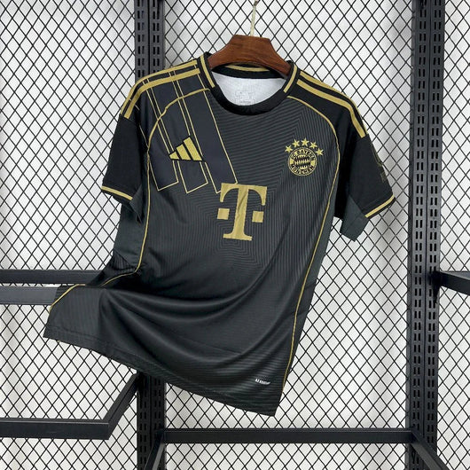 Bayern München Special/Sondertrikot 2025/2026