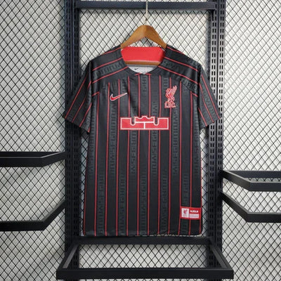 Liverpool Special/Sondertrikot LeBron James 2023