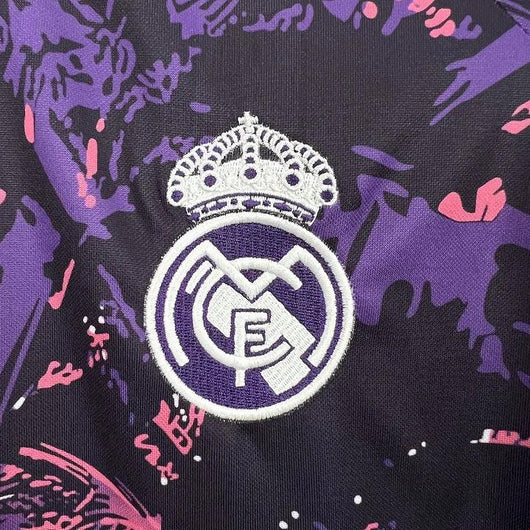 Real Madrid Special/Sondertrikot Rosa 2024/2025