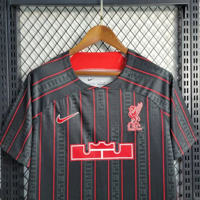 Liverpool Special/Sondertrikot LeBron James 2023