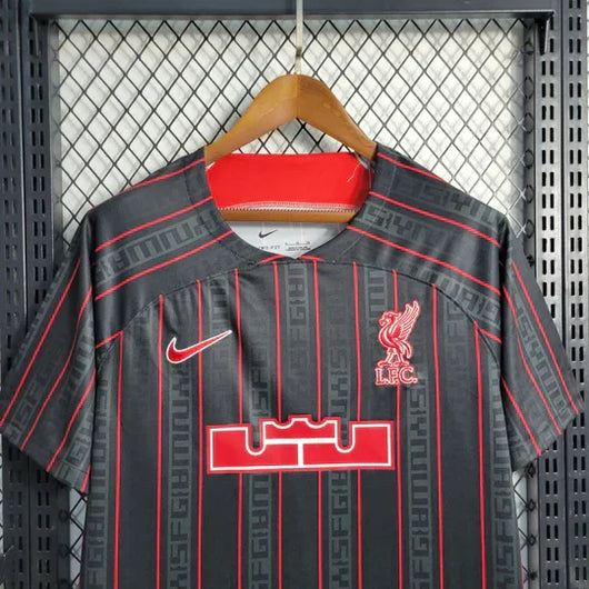 Liverpool Special/Sondertrikot LeBron James 2023
