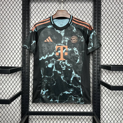 Bayern München Trikot 2024/2025