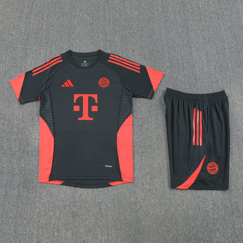 Bayern Munich Shorts Set
