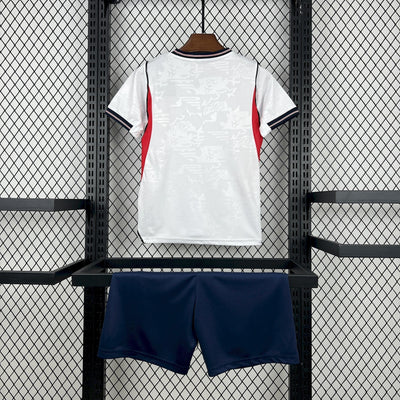 England Kinder-Set WM26