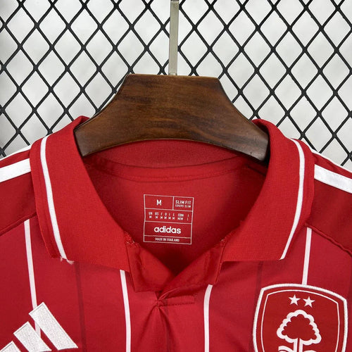 Nottingham Forest Trikot 2025/2026