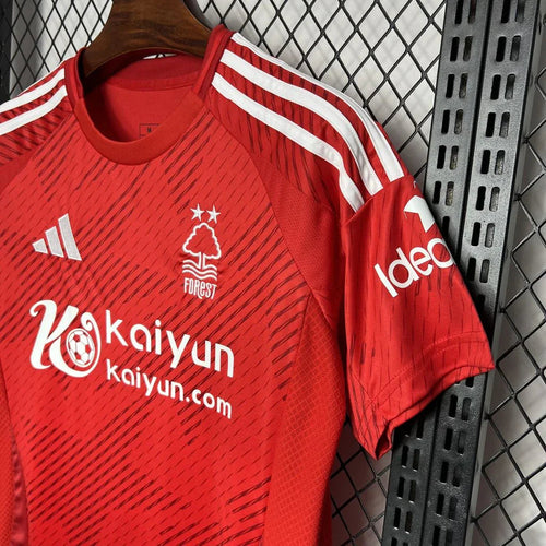 Nottingham Forest Trikot 2024/2025