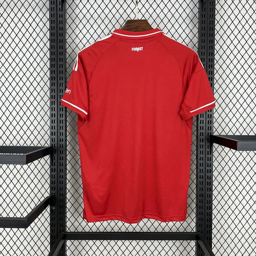 Nottingham Forest Trikot 2025/2026